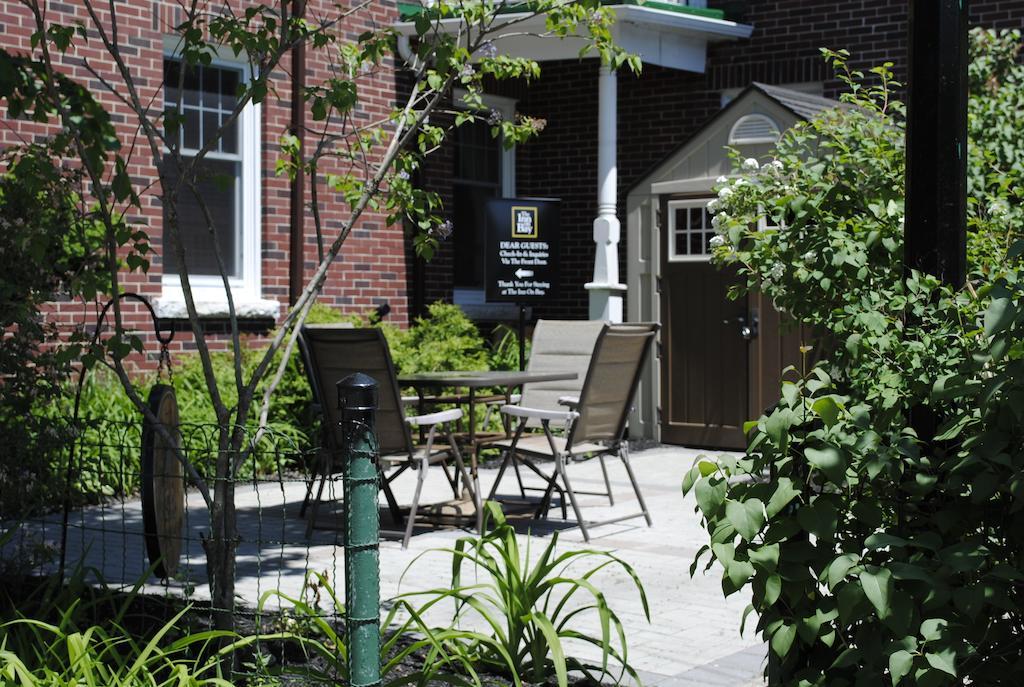 The Inn On Bay Gravenhurst Dış mekan fotoğraf